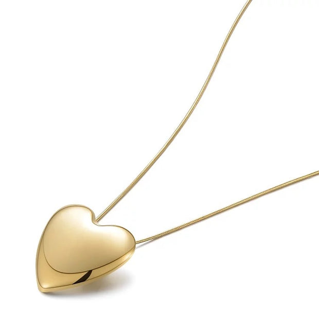 Amore Necklace