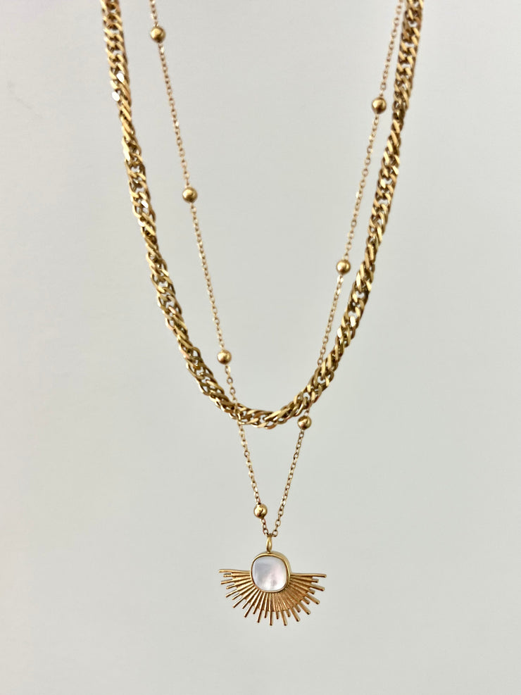 Aritssia necklace